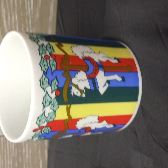 Christmas rocking horses coffee or tea mug - Picture 2 of 3